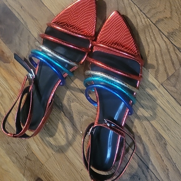 SHEIN SANDALS - Picture 4 of 6